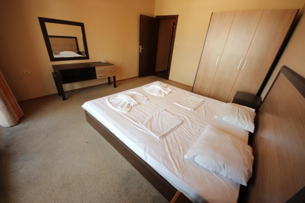Menada Villa Bonita Apartments Słoneczny Brzeg Zewnętrze zdjęcie