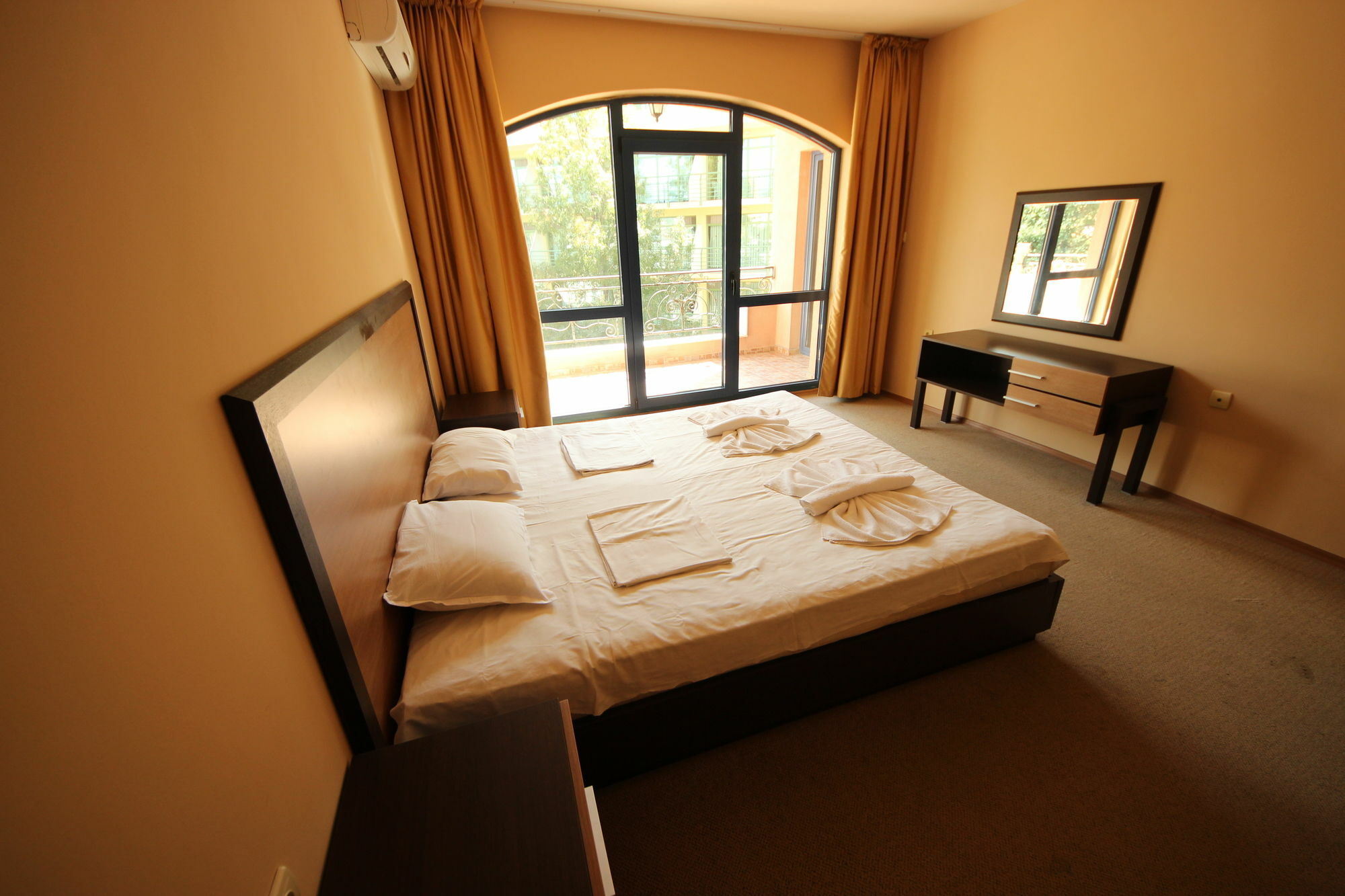 Menada Villa Bonita Apartments Słoneczny Brzeg Zewnętrze zdjęcie